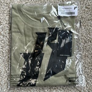 Men’s 1st phorm large Tee